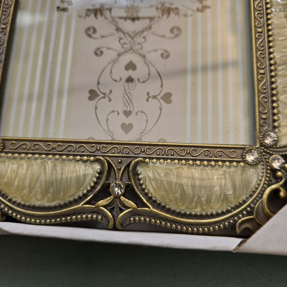 Sheffield Home Beautiful Jewels 4x6 Picture Frame - Picture 3 of 4